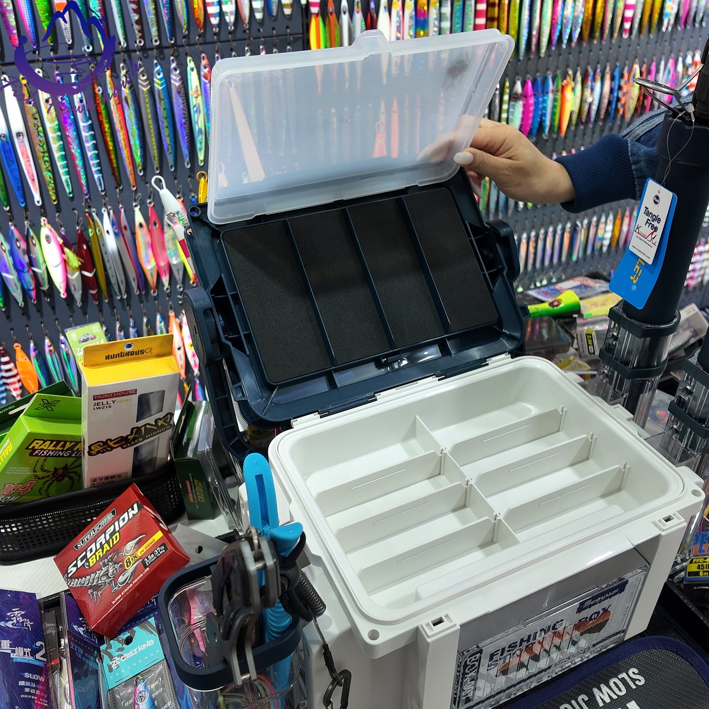 best fishing lure storage T-H Marine Supplies TT-TLMS1-DP Tackle Titan The Magnum Fishing Lure Holder is perfect for any large and heavy fishing lures that arent compatible with traditional lure holders. Shore Fishing Best Lure Box