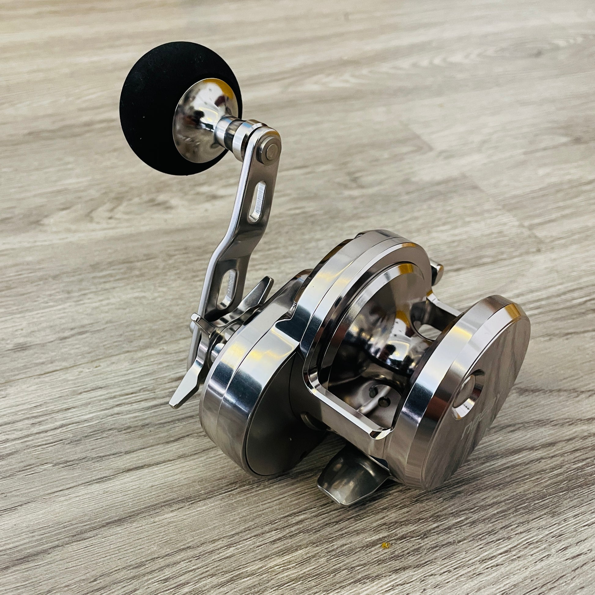 A GREAT 2500 SIZED SPIN REEL FOR MICRO JIGGING